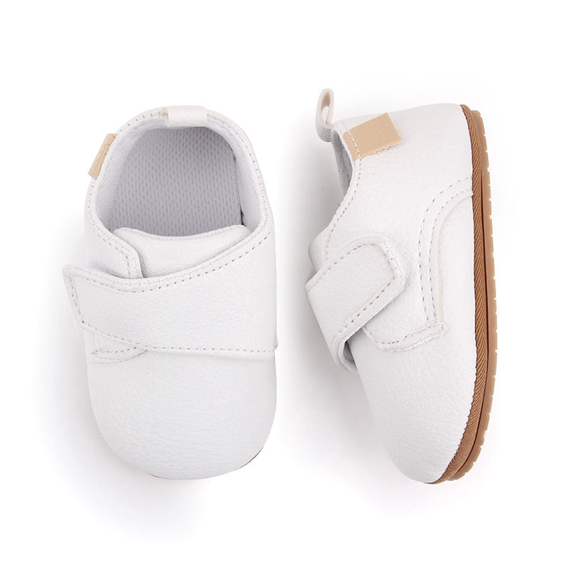 Avery Vegan Leather Baby Shoes in white, unisex baby shoes with flexible rubber sole for pre-walkers.