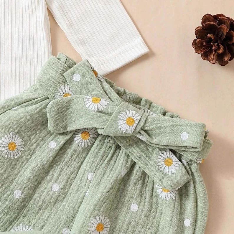 Daisy Muslin Baby Outfit Green | Baby Girl Romper, Pants & Headband Set - Lulu Babe