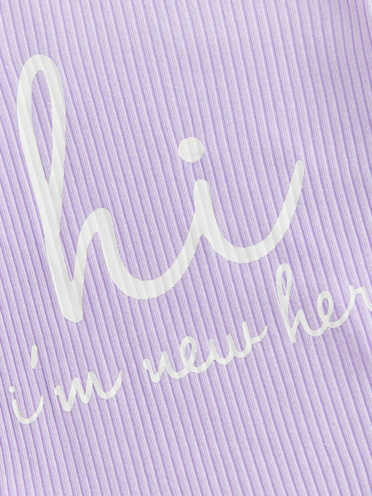 "Hi I'm New Here" baby girl outfit - closeup