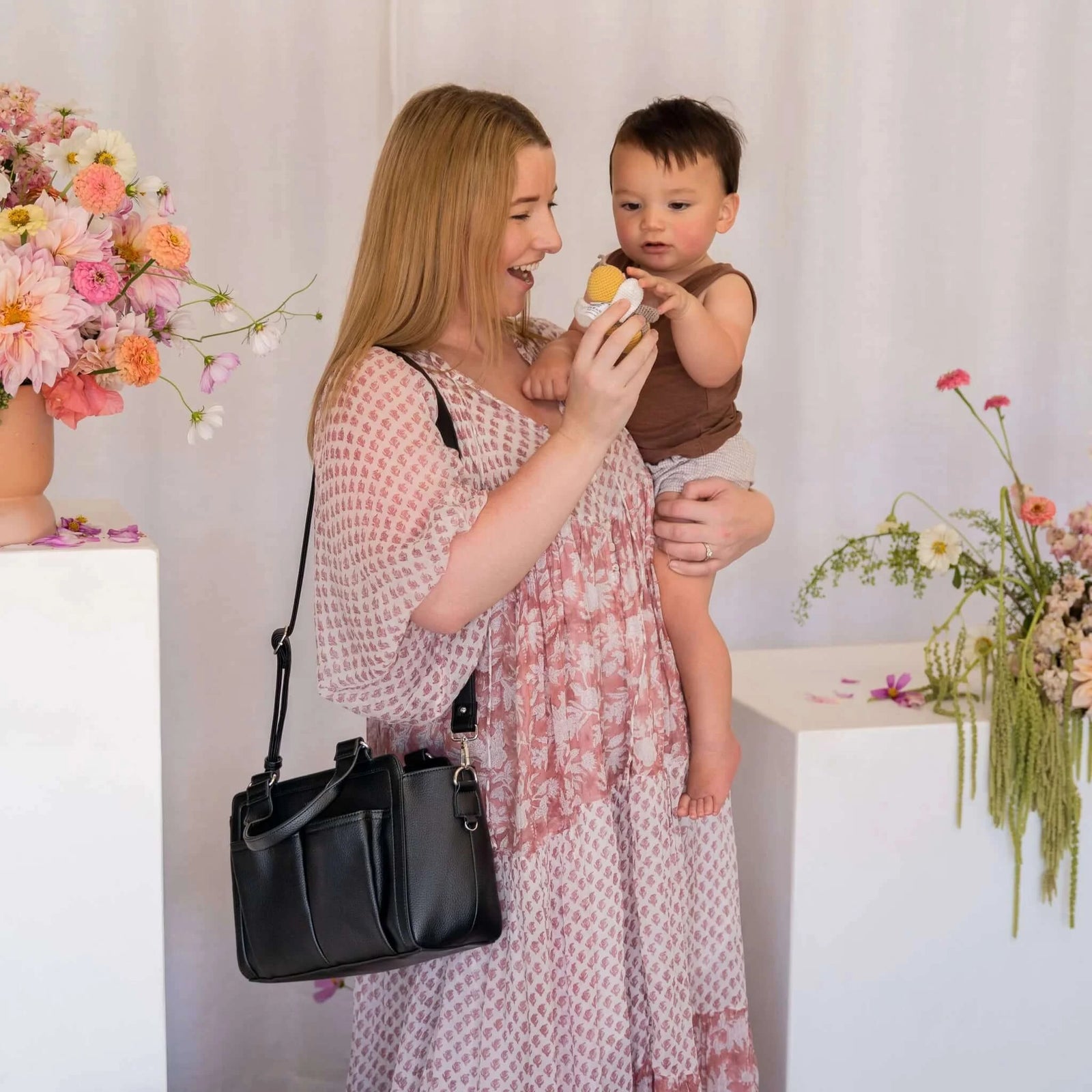 VANCHI Amelia Convertible Pram Caddy Black | Shoulder Bag & Pram Organiser