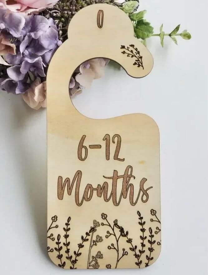 Wooden baby wardrobe dividers - 6-12 month size divider